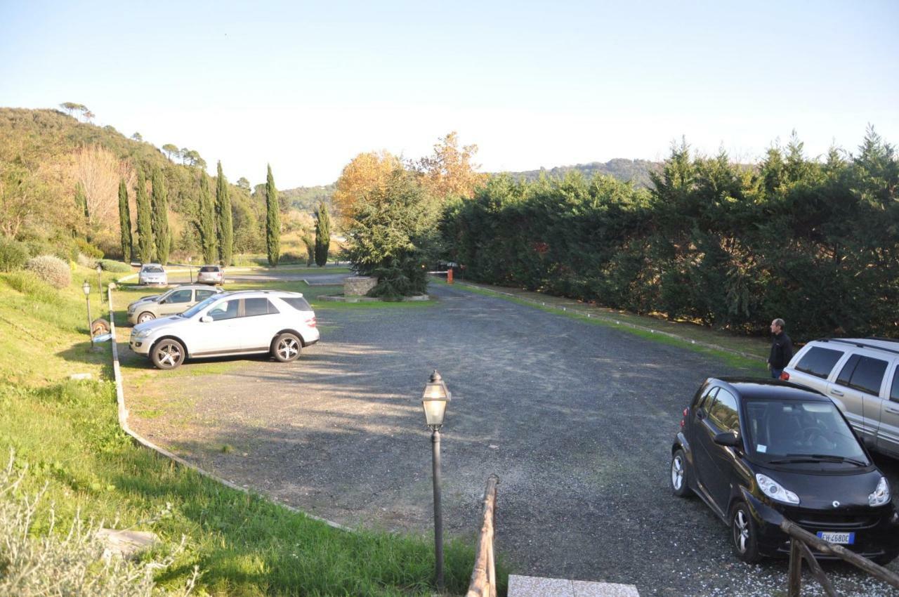 Monolocale Con Piscina S.Martino Apartment Riparbella Exterior photo